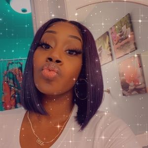 Meet your Posher, Shakerra